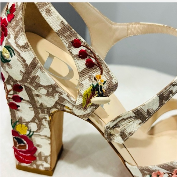 Dior Multicolor Floral Heels Authentic - Picture 6 of 11